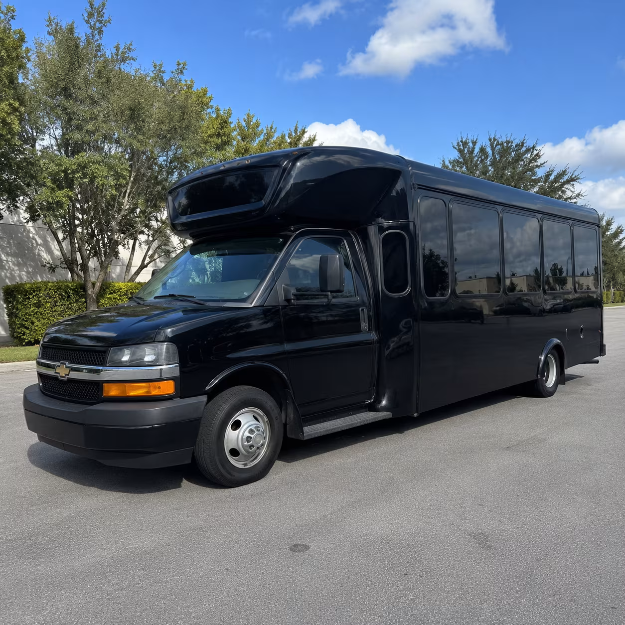 bachelor and bachelorette party buses in burbank